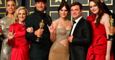 Apple TV+ becomes the first streaming service to win a Best Picture Oscar with “CODA”  – TechCrunch